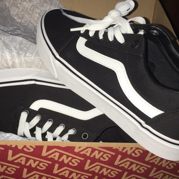 Brand New Vans - Picture 4 of 4